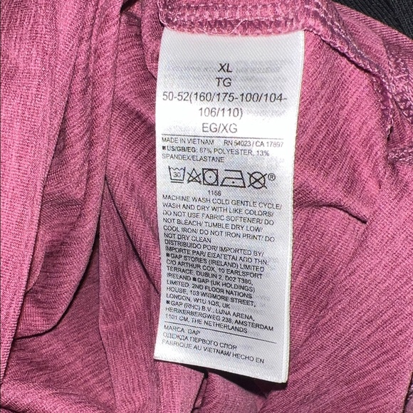 GAP Women's Berry Long Sleeve Top - Picture 5 of 5